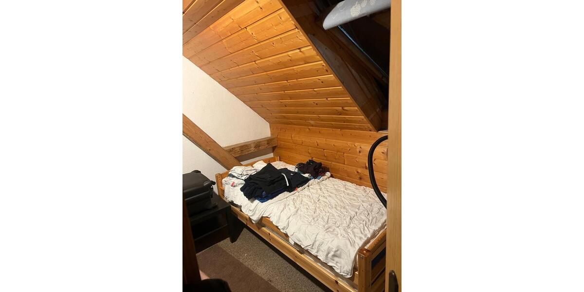 Mehrfamilienhaus, Wohnhaus Bad Berneck im Fichtelgebirge - 14 Zimmer, 205 m&sup2;, 120.000&euro; | Angebot:25550425