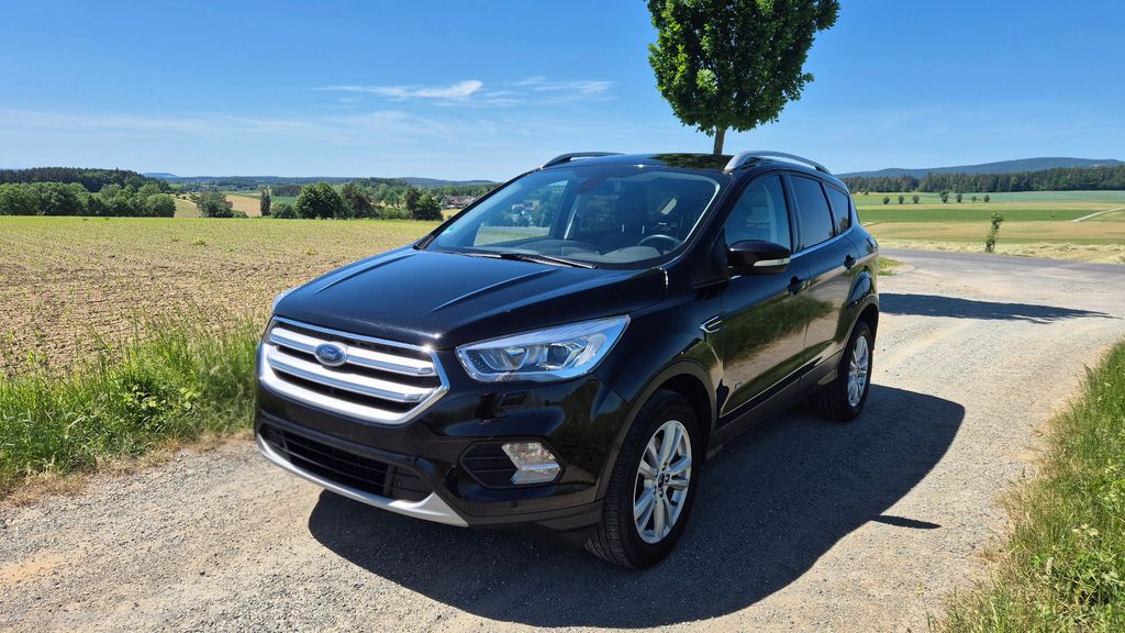 Ford Kuga 120.000 km 16.999 &euro; Kemnath Stadt 95478