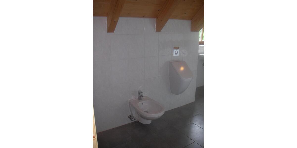 Villa Kulmbach Blaich - 9 Zimmer, 250 m&sup2;, 1.999&euro; | Angebot:24450928