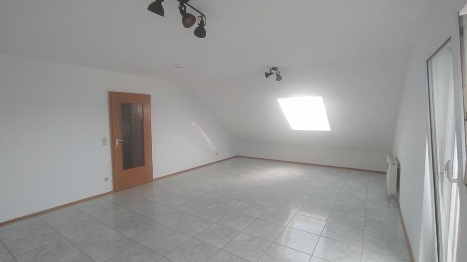 Dachgeschoßwohnung Pegnitz - 2 Zimmer, 57 m&sup2;, 128.000&euro; | Angebot:26942135