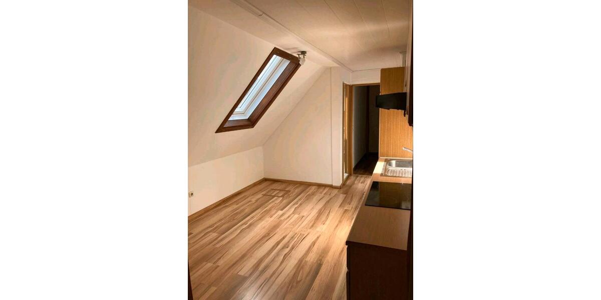 Dachgeschoßwohnung Mistelgau - 2 Zimmer, 55 m&sup2;, 440&euro; | Angebot:25989083