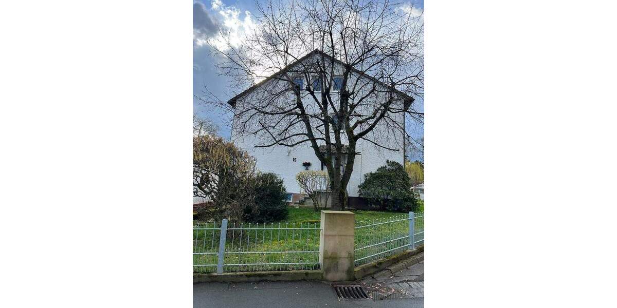 Etagenwohnung Eckersdorf Donndorf - 4 Zimmer, 100 m&sup2;, 1.170&euro; | Angebot:25815038