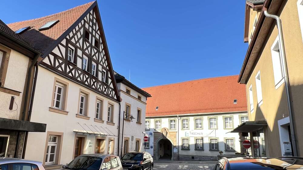 Mehrfamilienhaus, Wohnhaus Stadtsteinach - 1 Zimmer, 360 m&sup2;, 190.000&euro; | Angebot:25660898