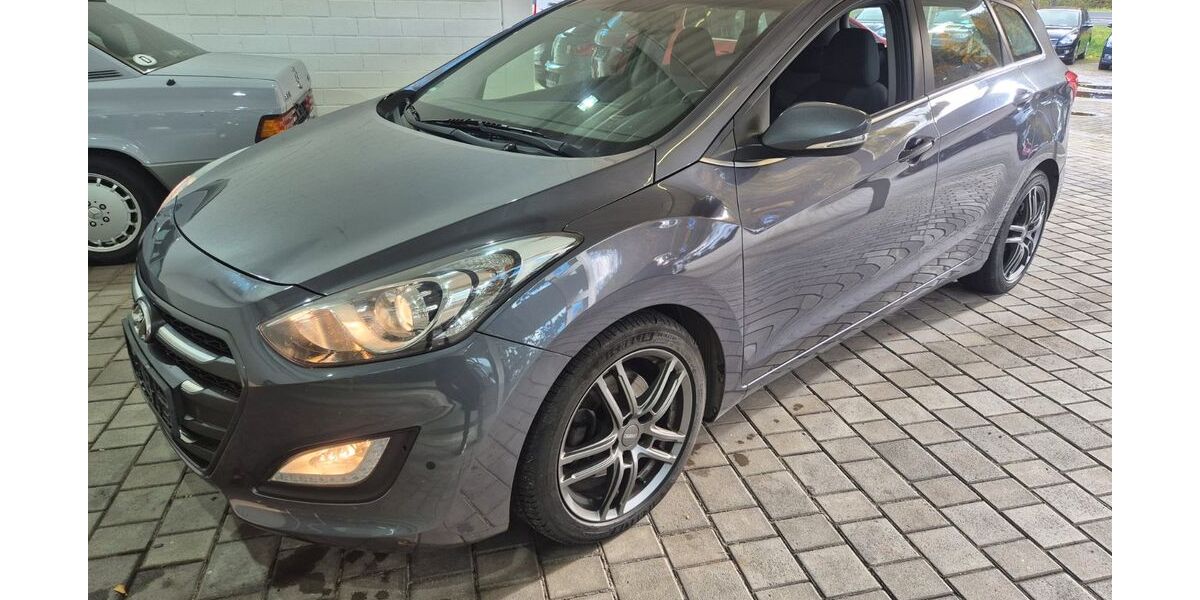 Hyundai i30 154.250 km 7.890 &euro; Bad Berneck im Fichtelgebirge 95460