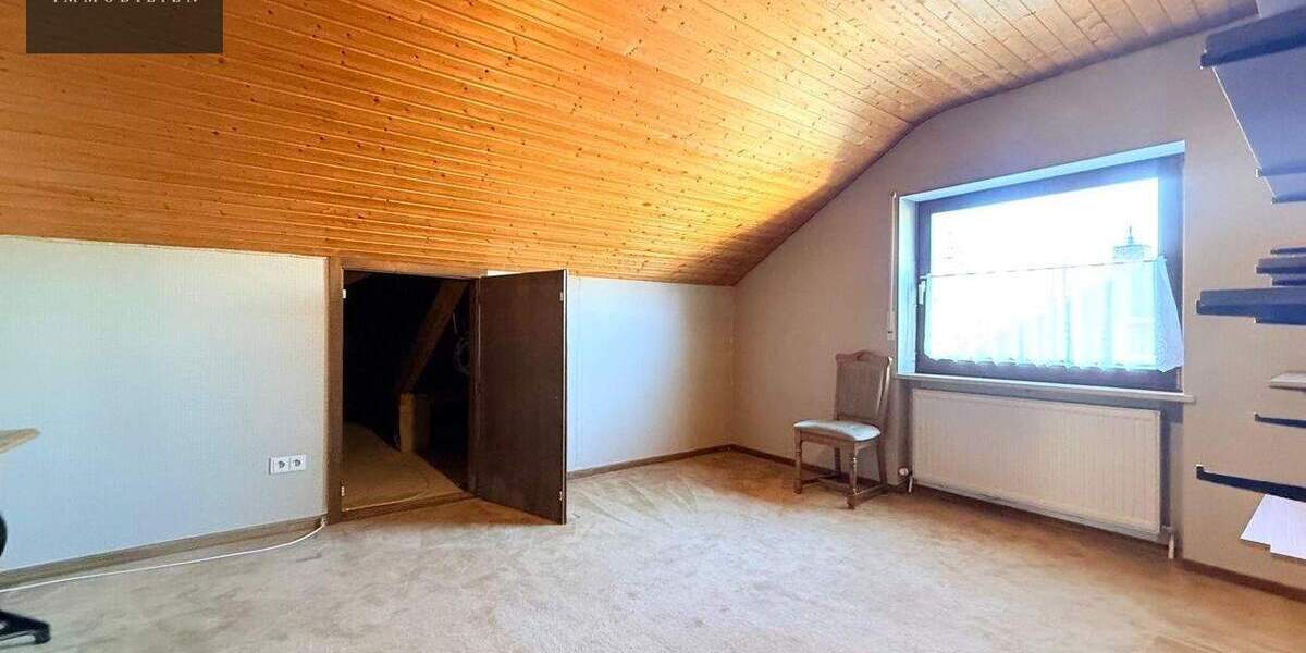 Mehrfamilienhaus, Wohnhaus Kulmbach Weiher - 7 Zimmer, 170 m&sup2;, 435.000&euro; | Angebot:25728444