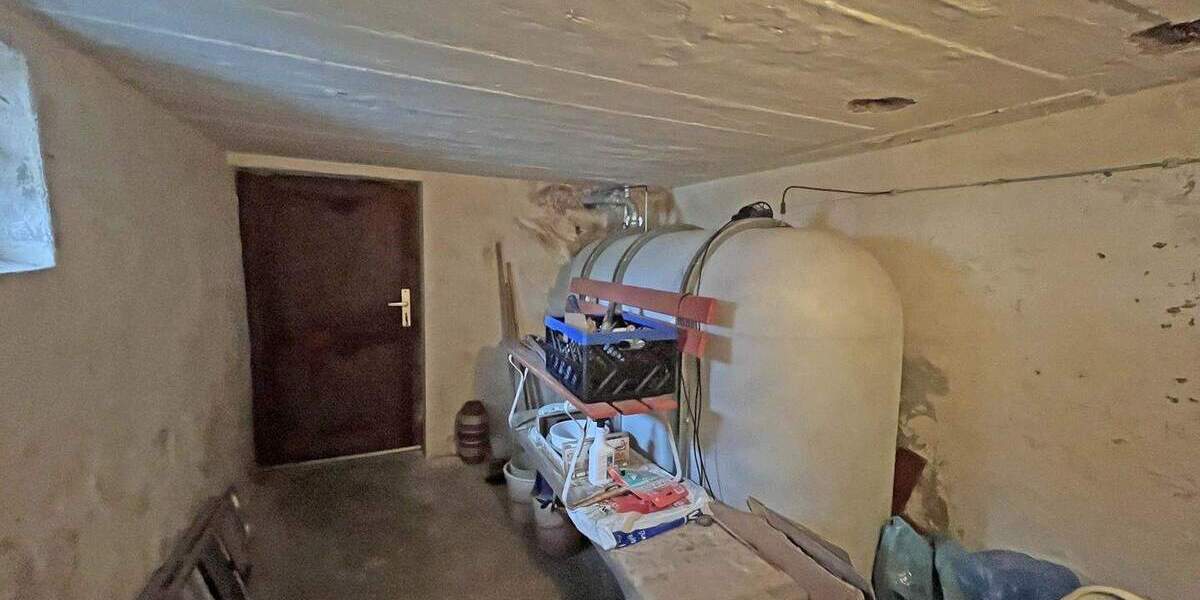 Mehrfamilienhaus, Wohnhaus Kulmbach Metzdorf - 8 Zimmer, 168 m&sup2;, 139.000&euro; | Angebot:25780732