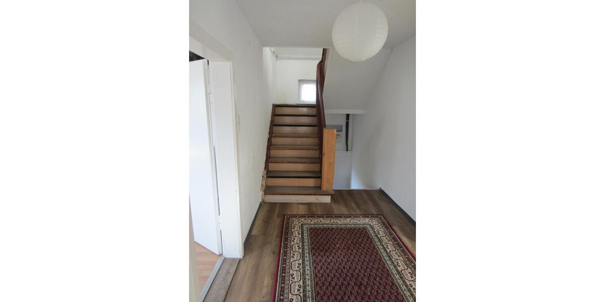 Einfamilienhaus Marktleugast - 6 Zimmer, 150 m&sup2;, 135.000&euro; | Angebot:25589667