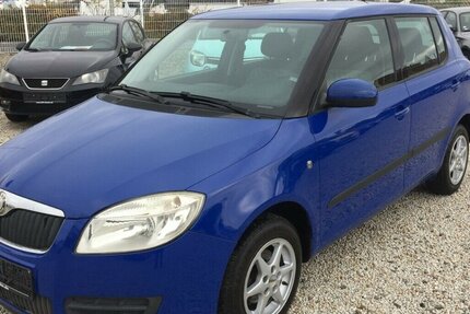 Skoda Fabia Ambiente,1 Hand,4 Zyl.,Kilma,Temp.,! 167.000 km 3.200 &euro; Himmelkron 95502