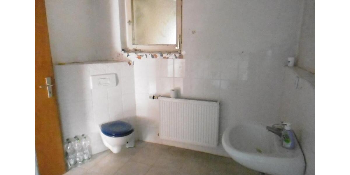 Einfamilienhaus Mainleus - 7 Zimmer, 165 m&sup2;, 186.000&euro; | Angebot:25948788