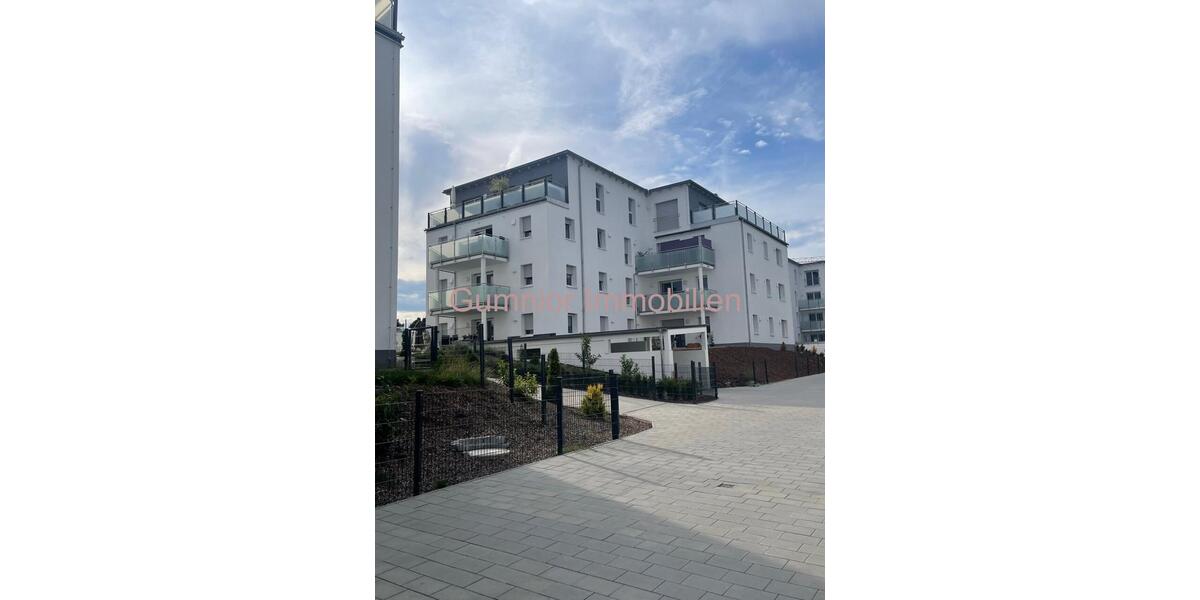 Erdgeschoßwohnung Kemnath - 4 Zimmer, 114 m&sup2;, 1.390&euro; | Angebot:25882986