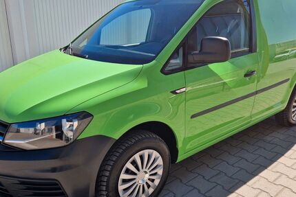 VW Caddy 140.400 km 12.999 &euro; Kulmbach 95326