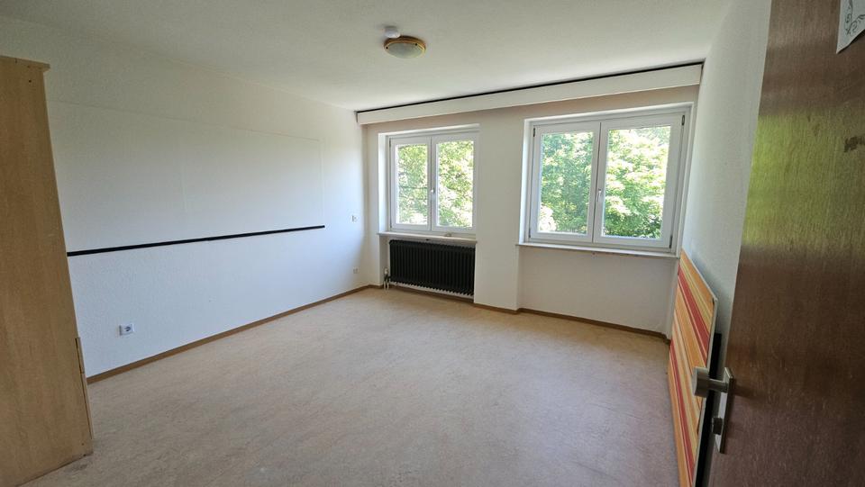 Etagenwohnung Immenreuth - 3 Zimmer, 78 m&sup2;, 450&euro; | Angebot:25852676