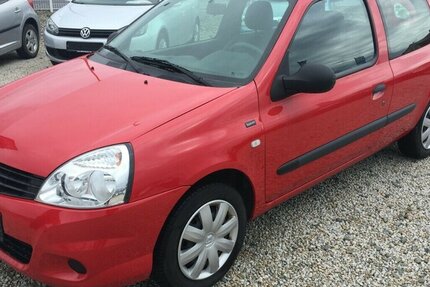 Renault Clio Campus YAHOO,8 Fach Bereift,Tüv Neu! 161.000 km 3.750 &euro; Himmelkron 95502