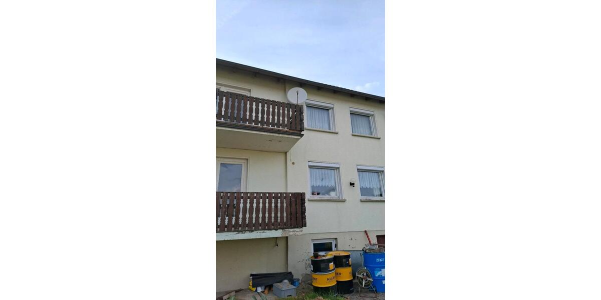 Einfamilienhaus Kirchenthumbach - 5 Zimmer, 120 m&sup2;, 180.000&euro; | Angebot:27109008