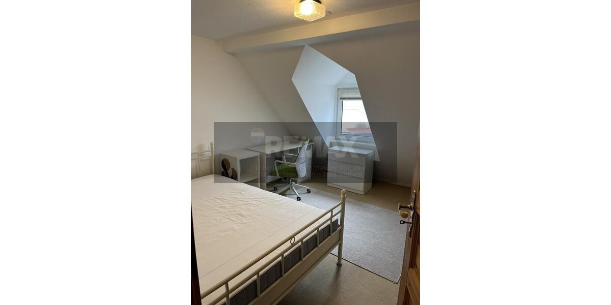 Etagenwohnung Bayreuth City - 3 Zimmer, 20 m&sup2;, 250&euro; | Angebot:26002170