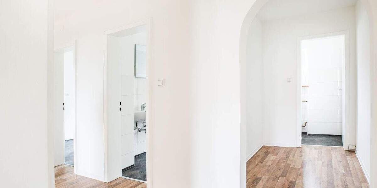 Etagenwohnung Eckersdorf Donndorf - 4 Zimmer, 100 m&sup2;, 1.170&euro; | Angebot:25815038