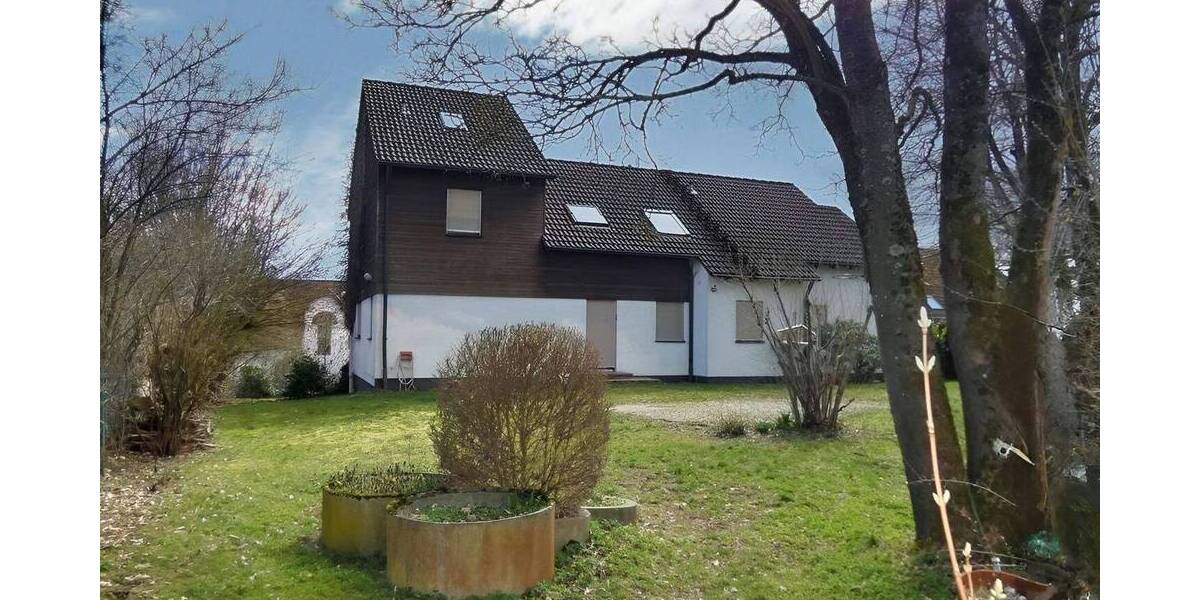 Einfamilienhaus Auerbach - 9 Zimmer, 264 m&sup2;, 650.000&euro; | Angebot:26276316