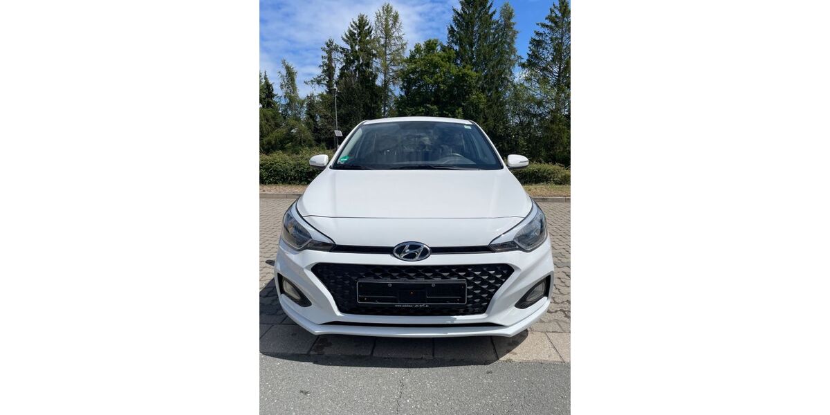 Hyundai i20 72.260 km 8.499 &euro; Heinersreuth 95500