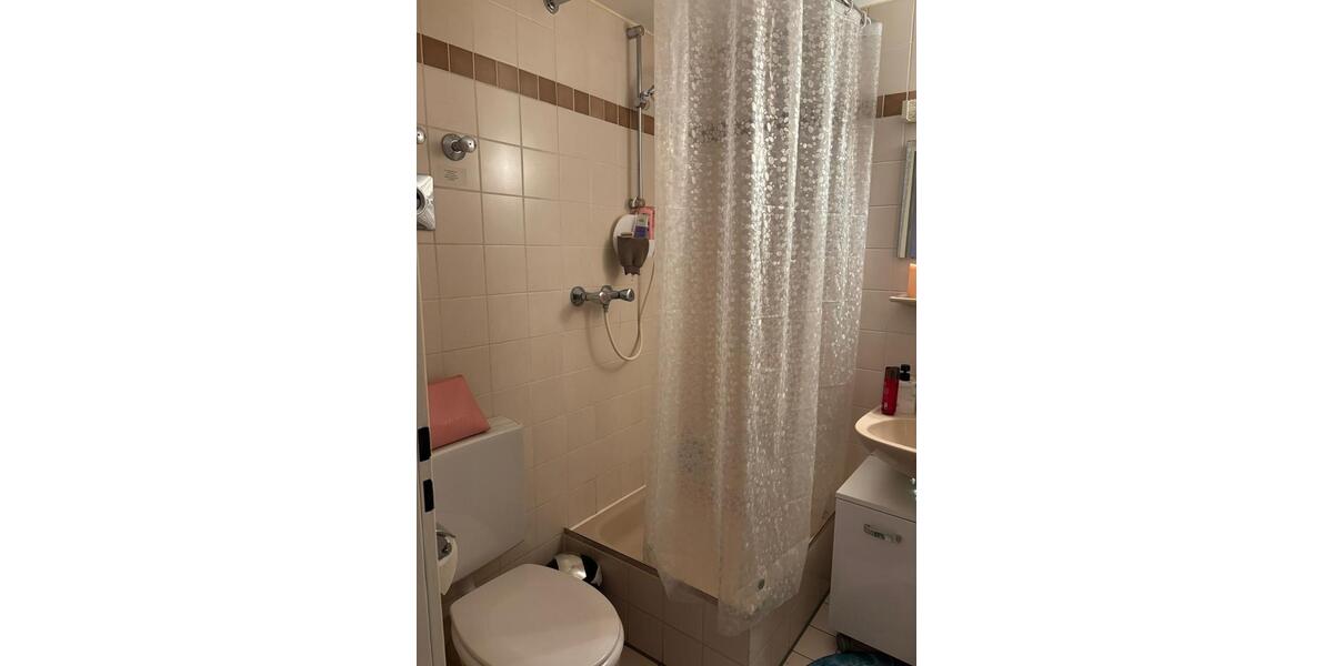 Erdgeschoßwohnung Bayreuth Altstadt - 1 Zimmer, 18 m&sup2;, 350&euro; | Angebot:25933628