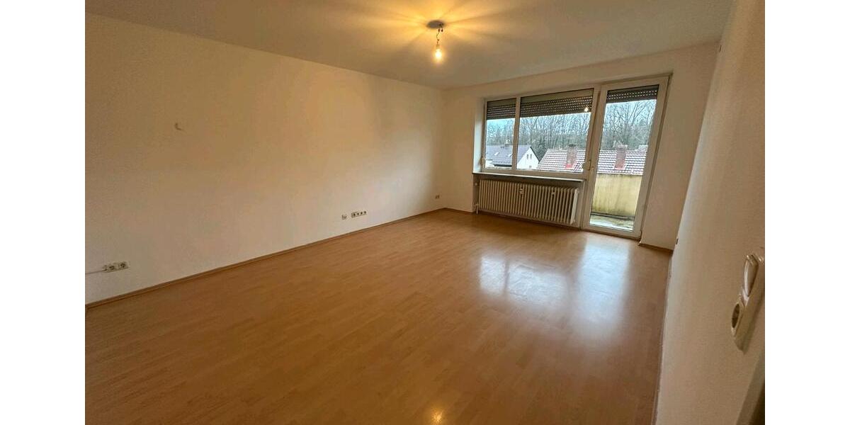Etagenwohnung Creußen - 3 Zimmer, 75 m&sup2;, 950&euro; | Angebot:25228303