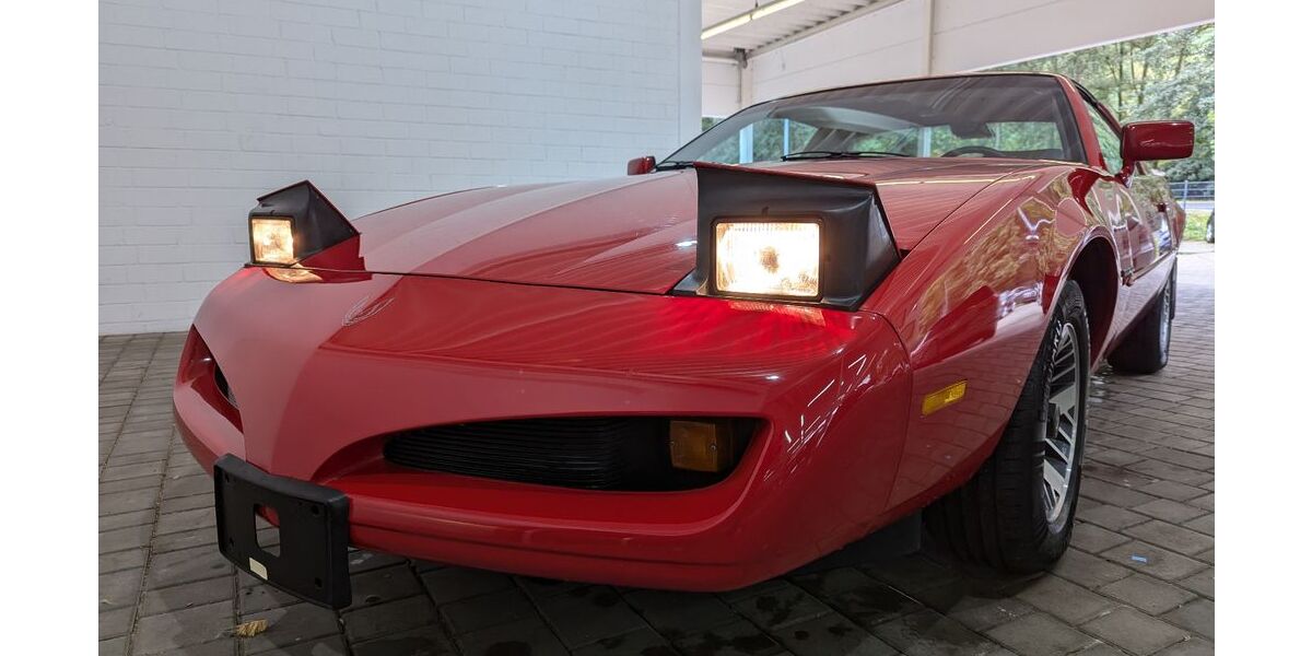 Pontiac Firebird 37.240 km 17.900 &euro; Bad Berneck im Fichtelgebirge 95460