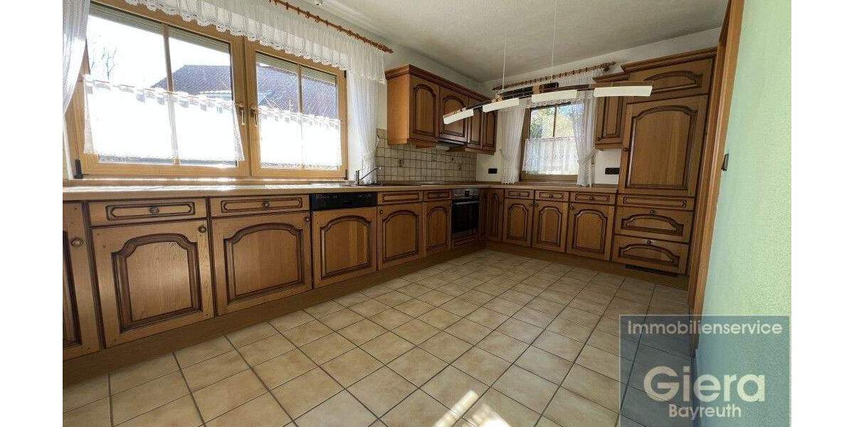 Einfamilienhaus Heinersreuth - 6 Zimmer, 220 m&sup2;, 592.000&euro; | Angebot:25726027