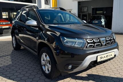 Dacia Duster 141.350 km 14.900 &euro; Bayreuth 95448