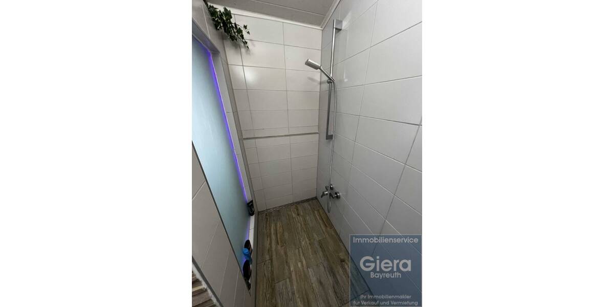 Einfamilienhaus Stadtsteinach Schwand - 6 Zimmer, 199 m&sup2;, 249.000&euro; | Angebot:25671676