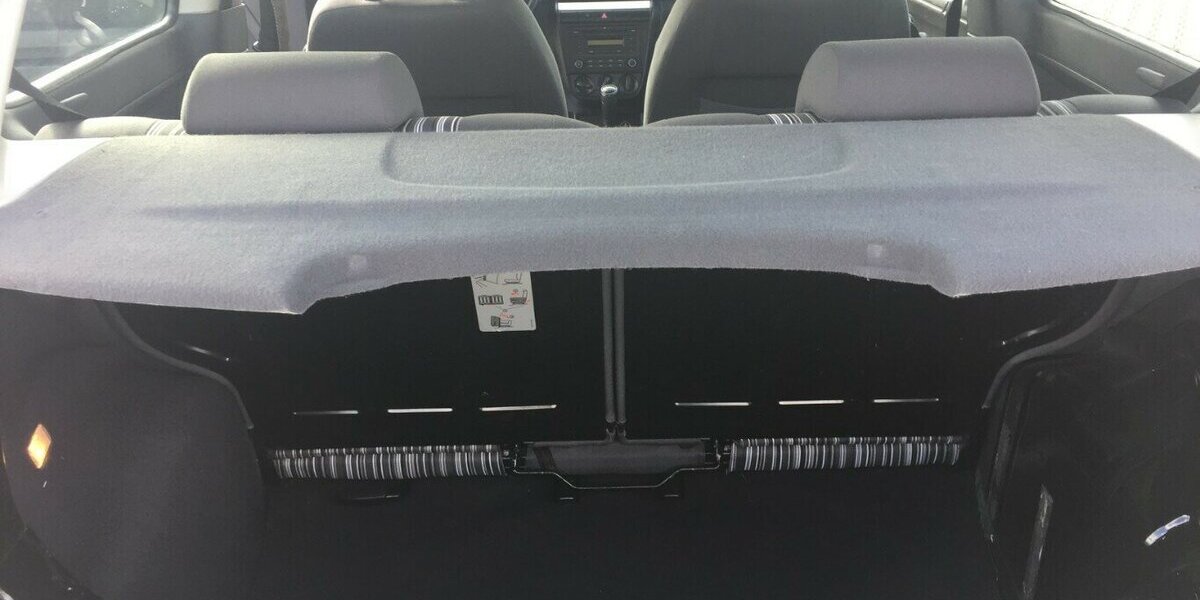 VW Fox Basis,Servol,Radio-CD,Tüv 01/28! 150.000 km 2.850 &euro; Himmelkron 95502