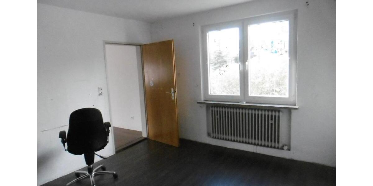 Einfamilienhaus Mainleus - 7 Zimmer, 165 m&sup2;, 174.000&euro; | Angebot:26890330