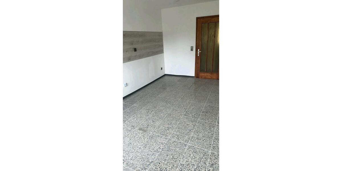 Reihenhaus Auerbach in der Oberpfalz - 7 Zimmer, 160 m&sup2;, 250.000&euro; | Angebot:26268371