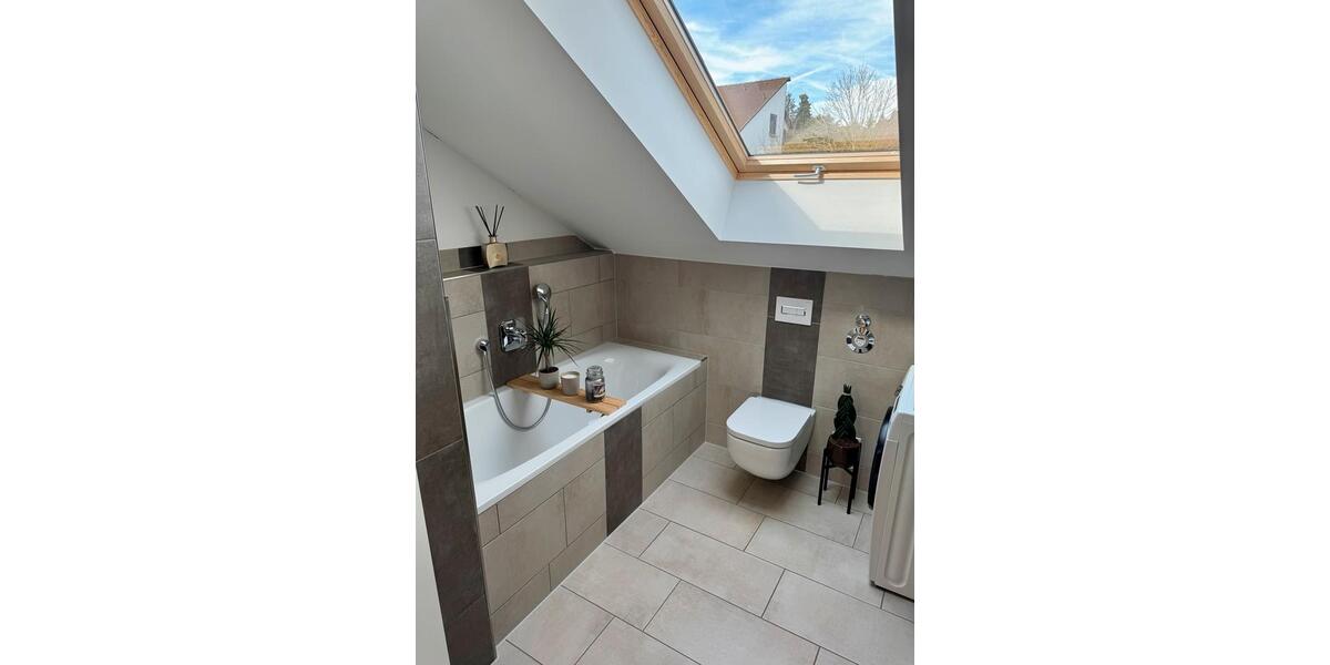 Dachgeschoßwohnung Bayreuth Bernecker Straße / Insel / Riedelsberg - 2 Zimmer, 75 m&sup2;, 419.000&euro; | Angebot:26050469