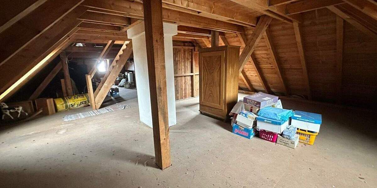 Einfamilienhaus Thurnau - 8 Zimmer, 239 m&sup2;, 249.000&euro; | Angebot:25746574