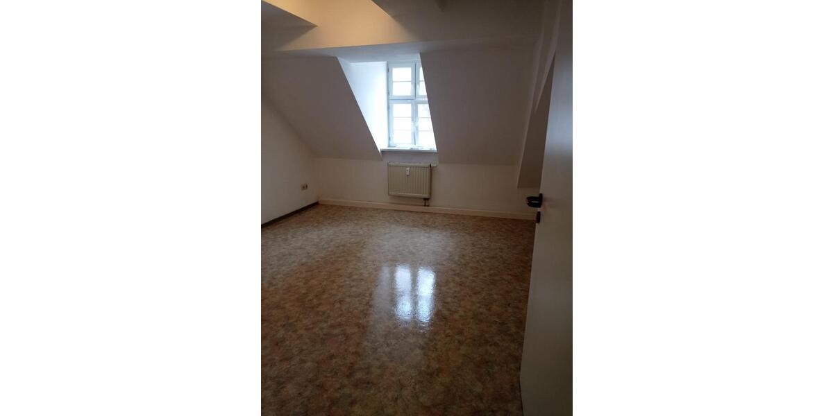 Dachgeschoßwohnung Pottenstein - 3 Zimmer, 85 m&sup2;, 590&euro; | Angebot:25509716
