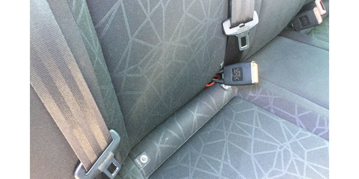 Skoda Fabia Family,Klimaaut.,AHK,Temp.,Tüv 01/28! 150.000 km 4.990 &euro; Himmelkron 95502