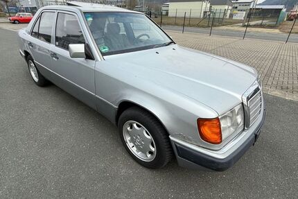 Mercedes-Benz 200 57.500 km 3.999 &euro; Untersteinach 95369