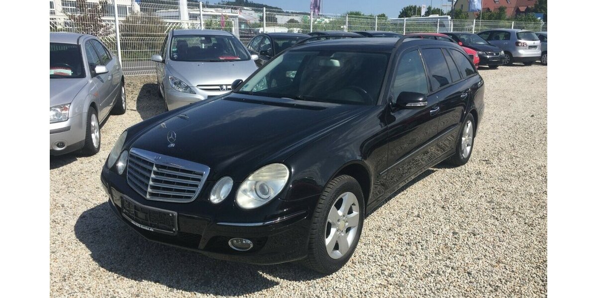 Mercedes-Benz E 200 T Elegance,Navi,Klimaaut.,Tüv Neu! 310.000 km 3.999 &euro; Himmelkron 95502