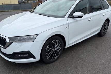 Skoda Octavia 126.900 km 18.500 &euro; Auerbach 91275