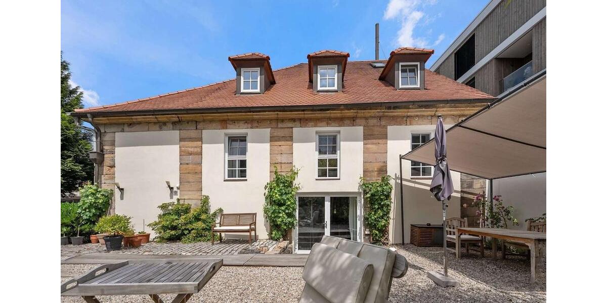 Einfamilienhaus Bayreuth City - 9 Zimmer, 301 m&sup2;, 1.145.000&euro; | Angebot:25921061