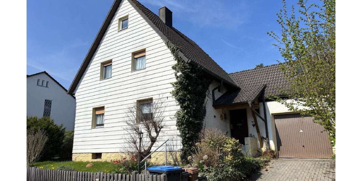 Einfamilienhaus Bayreuth Meyernberg - 7 Zimmer, 125 m&sup2;, 430.000&euro; | Angebot:24495112