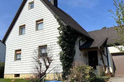 Haus Bayreuth Meyernberg - 7 Zimmer, 125 m&sup2;, 430.000&euro; | Angebot:24495112