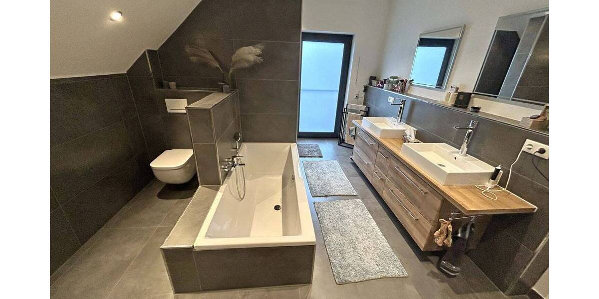 Einfamilienhaus Kulmbach Forstlahm - 4 Zimmer, 168 m&sup2;, 595.000&euro; | Angebot:26082985