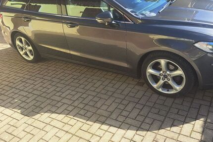 Ford Mondeo 128.000 km 12.500 &euro; Auerbach 91275