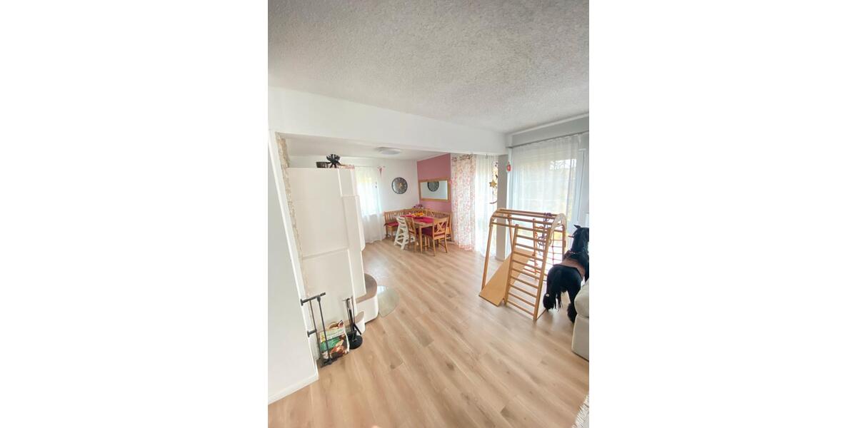 Einfamilienhaus Eschenbach in der Oberpfalz - 7 Zimmer, 186 m&sup2;, 539.000&euro; | Angebot:25047431