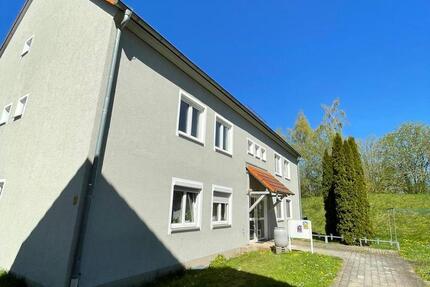 Wohnung Speichersdorf - 3 Zimmer, 80 m&sup2;, 650&euro; | Angebot:26336647