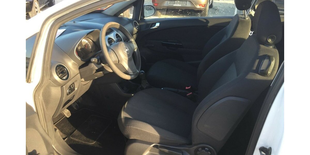 Opel Corsa Selection,Klima,ESP.,Tüv Neu! 172.000 km 4.400 &euro; Himmelkron 95502