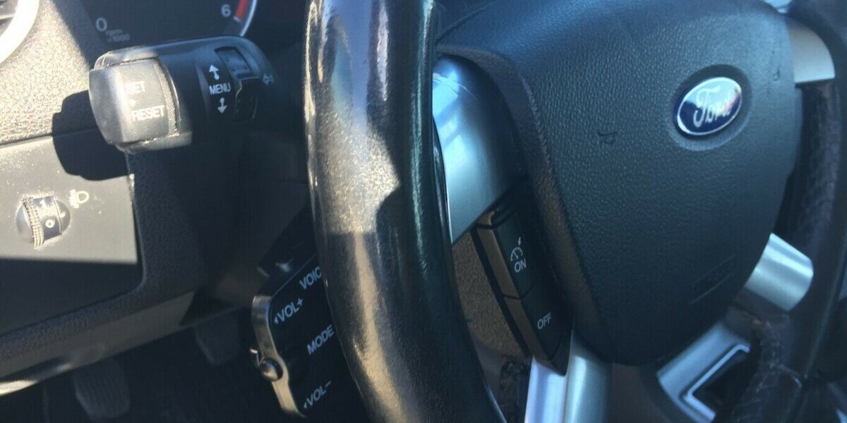 Ford Focus Style,Tempomat ,Klima,Tüv Neu! 321.000 km 2.000 &euro; Himmelkron 95502