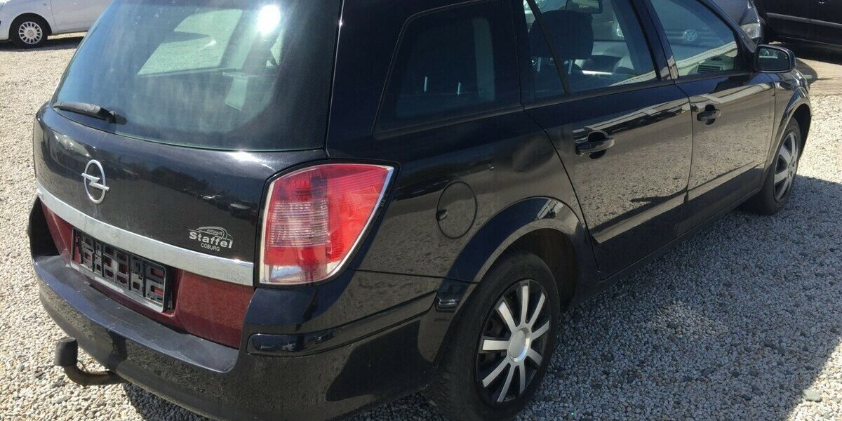 Opel Astra Kombi,AHK,Edition ,Tüv 03/28! 311.000 km 850 &euro; Himmelkron 95502