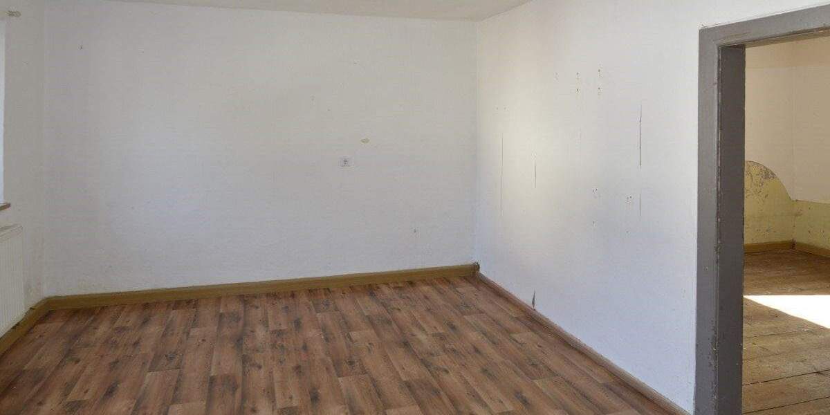 Einfamilienhaus Emtmannsberg - 6 Zimmer, 150 m&sup2;, 175.000&euro; | Angebot:25736638