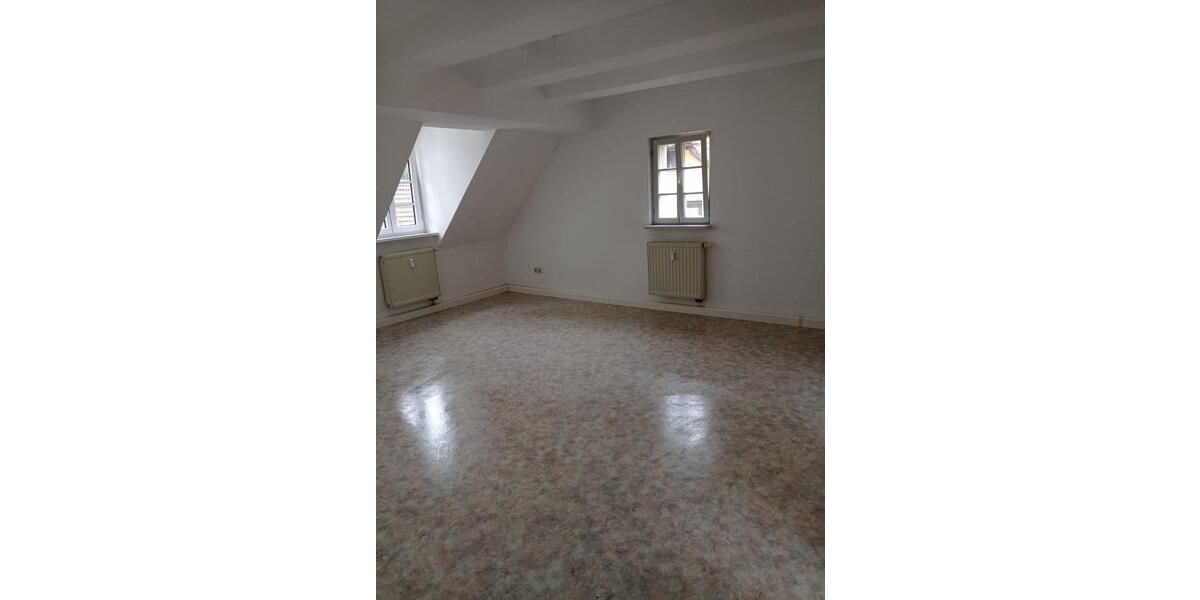 Dachgeschoßwohnung Pottenstein - 3 Zimmer, 85 m&sup2;, 590&euro; | Angebot:25509716